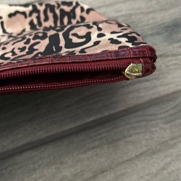 Elle leopard make up bag - Picture 3 of 4